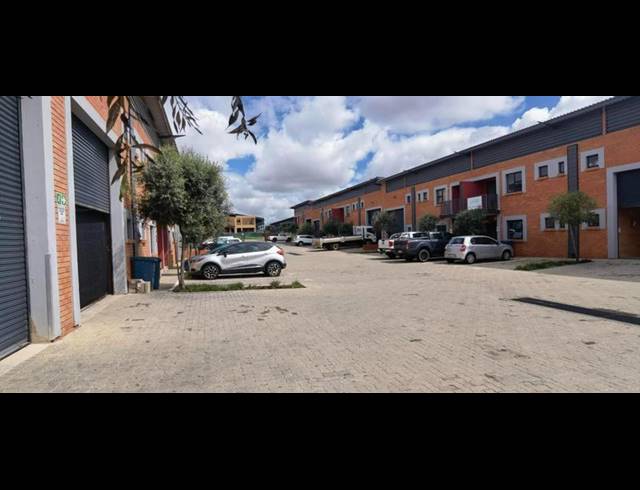 INDUSTRIAL PROPERTY TO RENT IN WALTLOO
